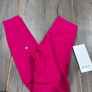New Lululemon Wunder Train HR 25”
